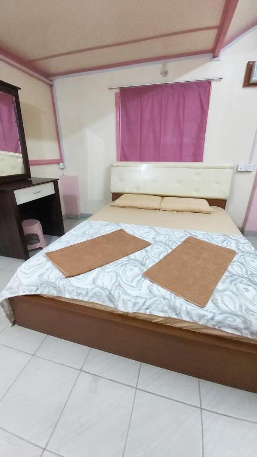 Dongorit Cabin Deluxe Room Kampong Kundassan Εξωτερικό φωτογραφία